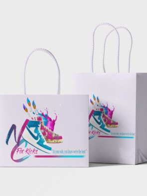mockup-featuring-two-different-size-gift-bags-3481-el1 1